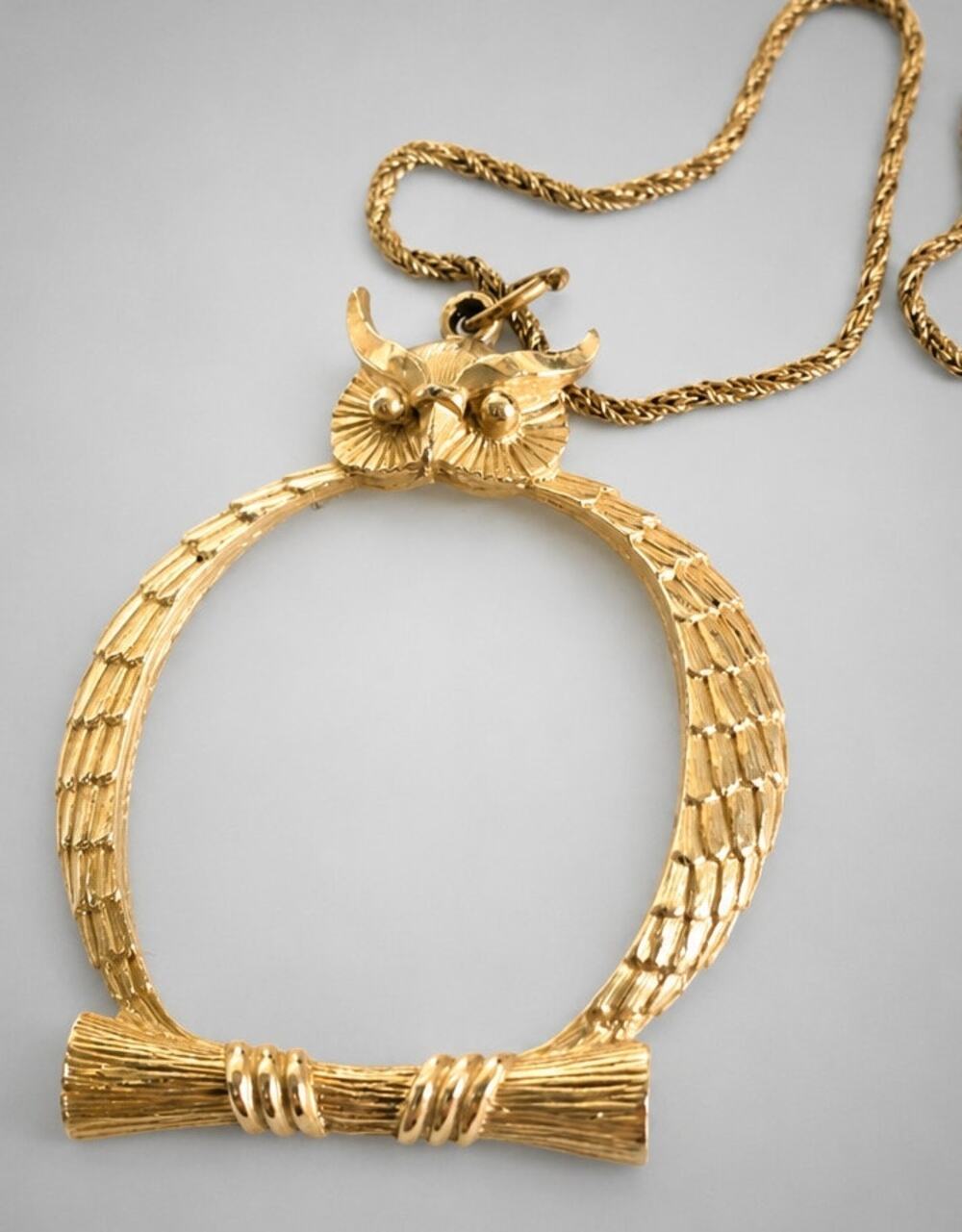 Vintage Magnifying Glass Owl 2” Pendant Necklace 23” Chain Gold-tone gn-32‎